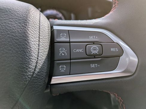 New 2026 Jeep Compass Trailhawk w/ Sun, Sound & Navigation Group image 14