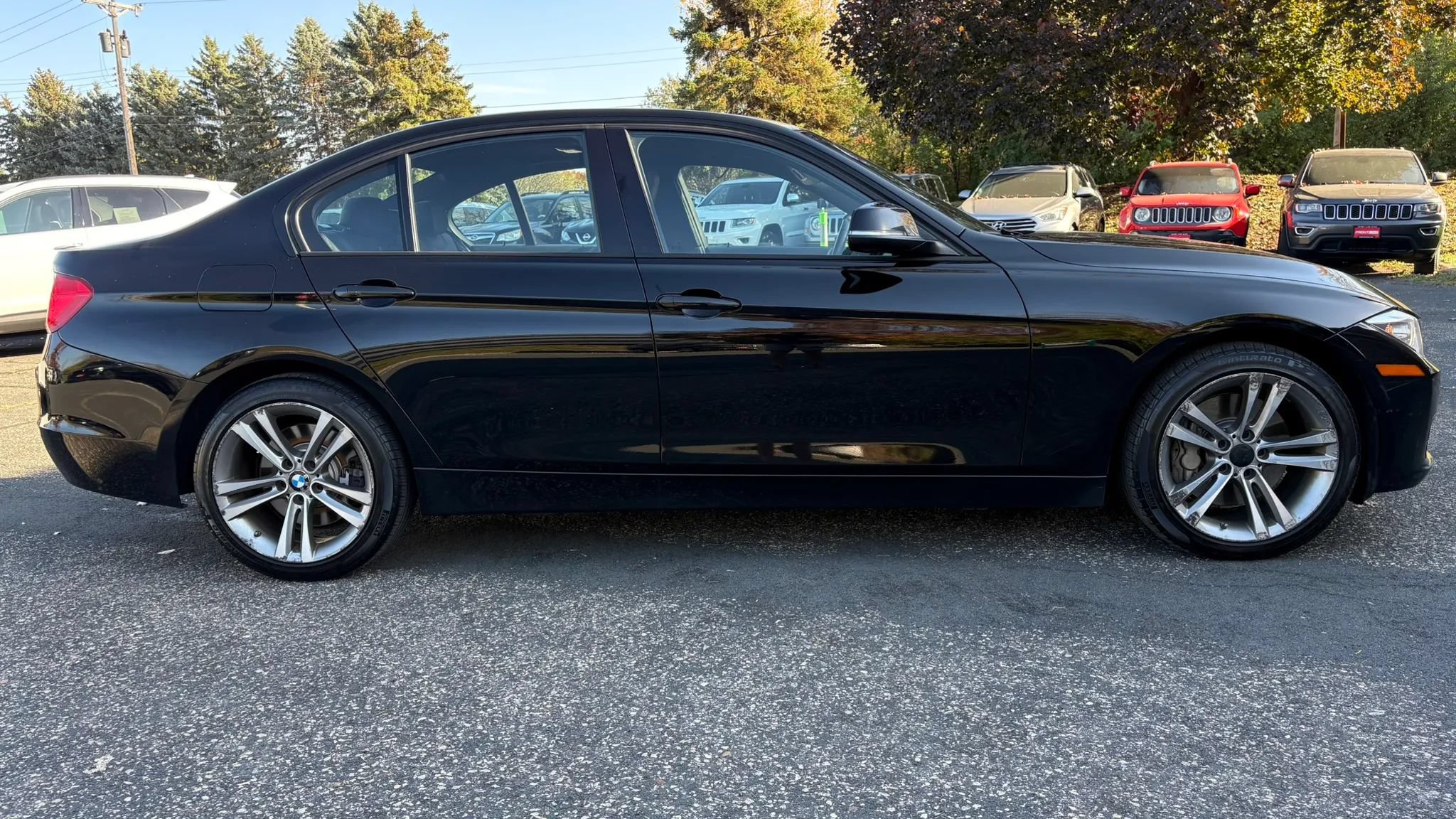 Used 2013 BMW 335i xDrive Sedan AWD/4WD image 11