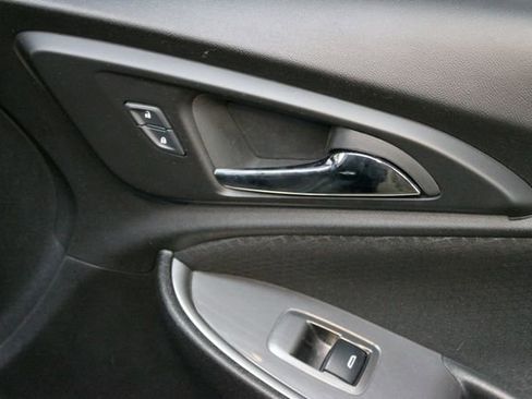 Used 2024 Chevrolet Malibu LT w/ Midnight Edition FWD image 9