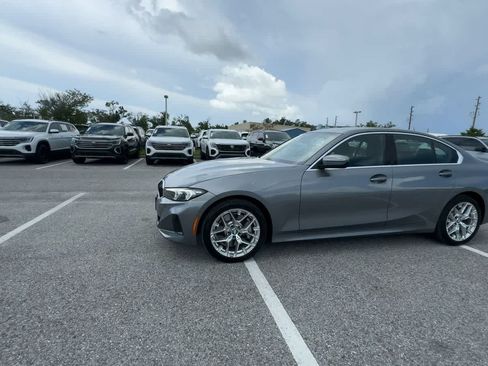Used 2025 BMW 330i xDrive Sedan AWD/4WD image 3