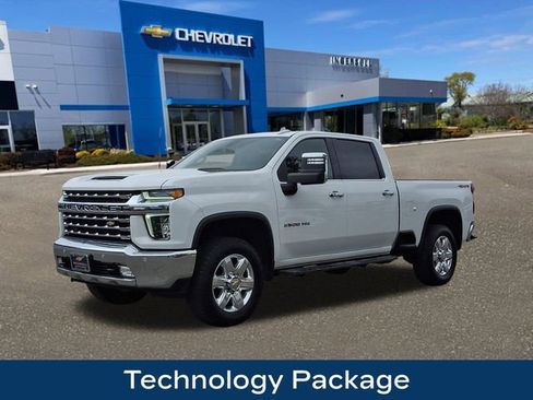 Used 2022 Chevrolet Silverado 2500 LTZ w/ LTZ Premium Package image 4