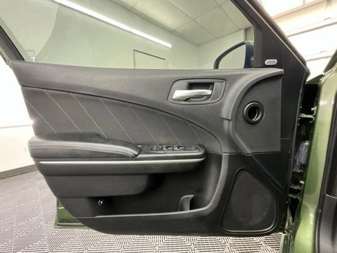 Used 2019 Dodge Charger Scat Pack RWD image 12