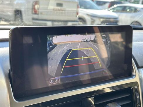 Used 2022 Lexus GX 460 Premium image 11