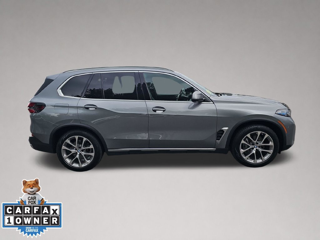 Certified 2024 BMW X5 xDrive40i w/ Premium Package AWD/4WD image 3