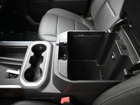 Used 2022 GMC Sierra 1500 SLT w/ SLT Premium Plus Package image 18