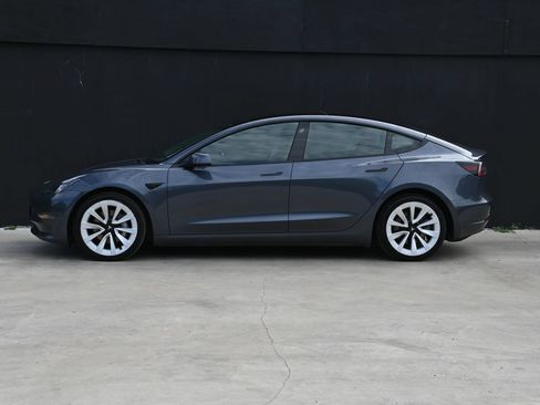 Used 2023 Tesla Model 3 Standard Range RWD image 7