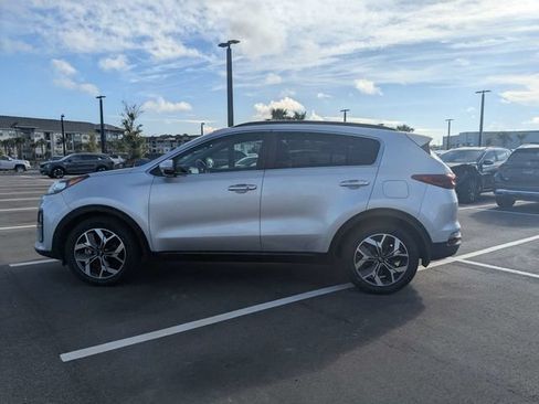Used 2021 Kia Sportage EX w/ EX Technology Package FWD image 5