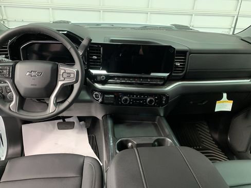 New 2026 Chevrolet Silverado 2500 LTZ w/ Trail Boss Package image 12