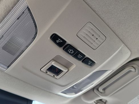 Used 2022 Toyota Corolla LE image 23