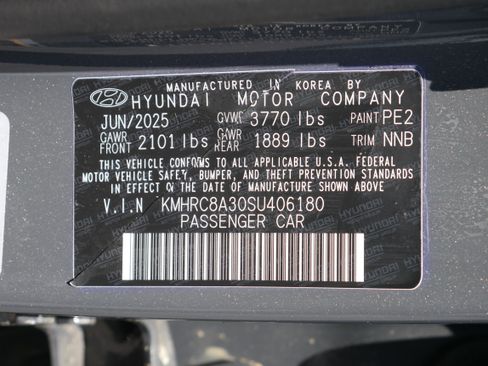 Used 2025 Hyundai Venue SEL FWD image 34