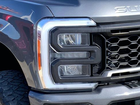 Certified 2023 Ford F250 Lariat w/ Lariat Ultimate Package AWD/4WD image 26