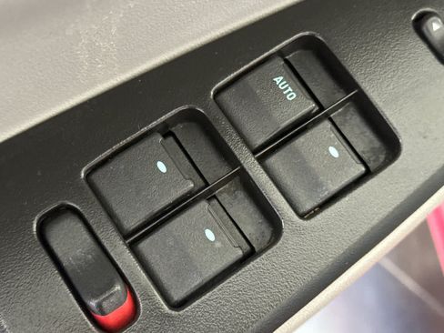 Used 2014 Chevrolet Impala LTZ FWD image 14