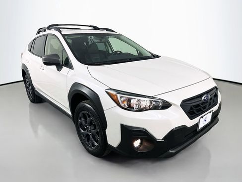 Used 2021 Subaru Crosstrek 2.5i Sport w/ Moonroof Package image 3