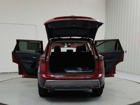 Used 2024 Nissan Rogue SL w/ SL Premium Package image 14