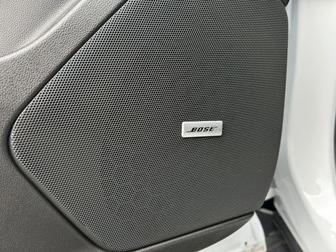 New 2026 Cadillac XT5 Luxury image 36