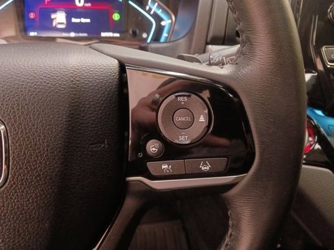 Used 2023 Honda Odyssey Elite image 17