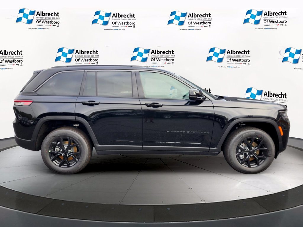 New 2026 Jeep Grand Cherokee Altitude AWD/4WD image 6