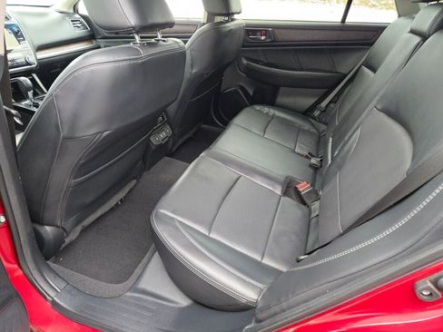 Used 2019 Subaru Outback 3.6R Limited image 18