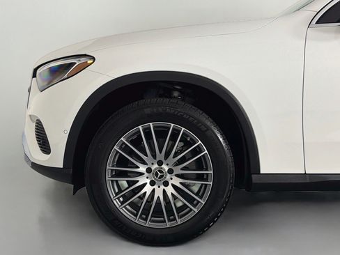 Certified 2026 Mercedes-Benz GLC 300 image 11