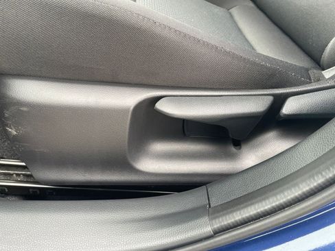 Used 2025 Toyota Prius LE image 23