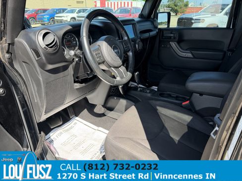 Used 2014 Jeep Wrangler Unlimited Sport w/ Quick Order Package 24S AWD/4WD image 11