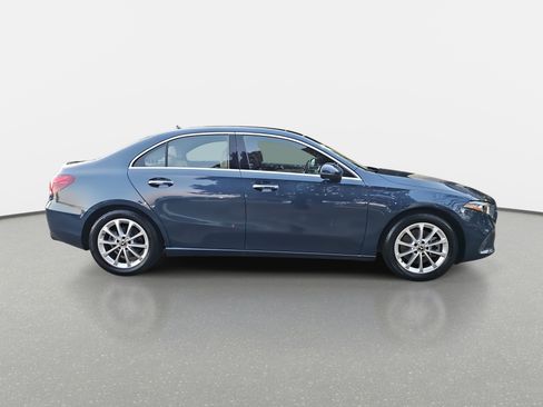 Used 2021 Mercedes-Benz A 220 4MATIC image 4