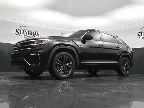 Used 2022 Volkswagen Atlas Cross Sport SEL R-Line AWD/4WD image 28