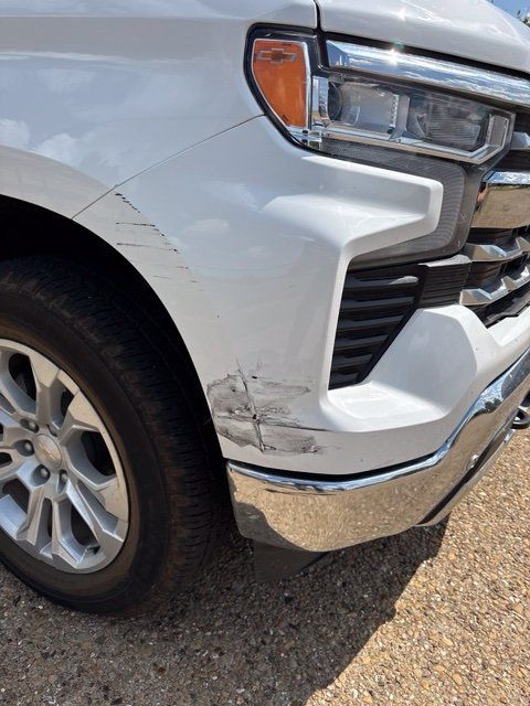 Used 2024 Chevrolet Silverado 1500 LTZ AWD/4WD image 17