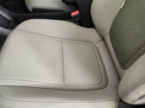 New 2026 Volvo EX30 Plus w/ Protection Package Premier AWD/4WD image 11