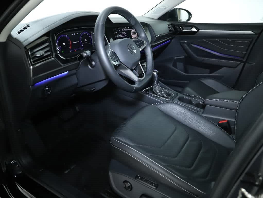 Used 2024 Volkswagen Jetta SEL FWD image 16