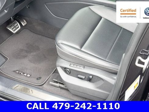 Certified 2022 Volkswagen Atlas SEL R-Line image 26