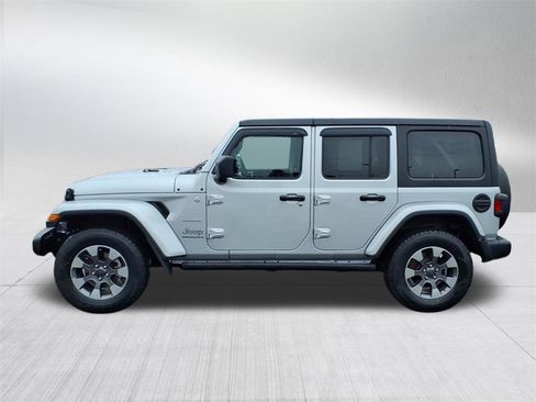 Used 2023 Jeep Wrangler Sahara w/ Cold Weather Group image 7