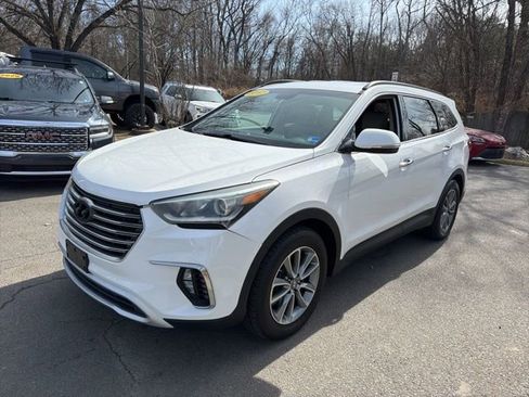 Used 2017 Hyundai Santa Fe Limited w/ Cargo Package AWD/4WD image 3