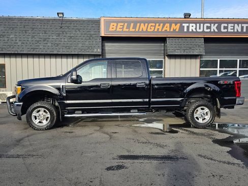 Used 2017 Ford F350 XLT image 7