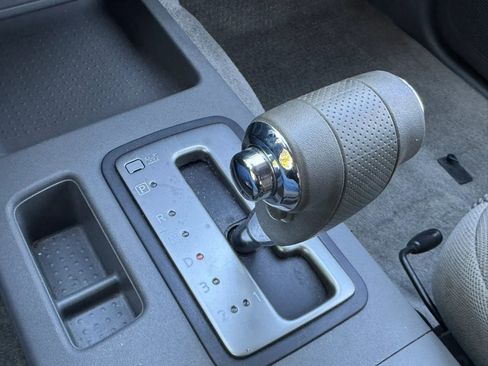 Used 2016 Nissan Frontier SV RWD image 27