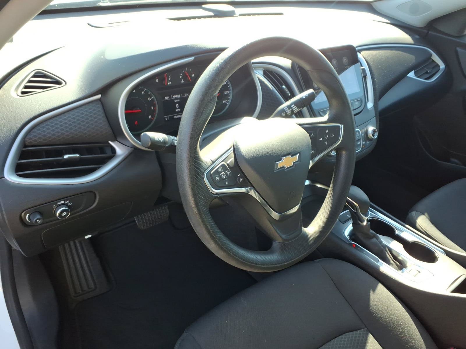 Used 2023 Chevrolet Malibu LT FWD image 8
