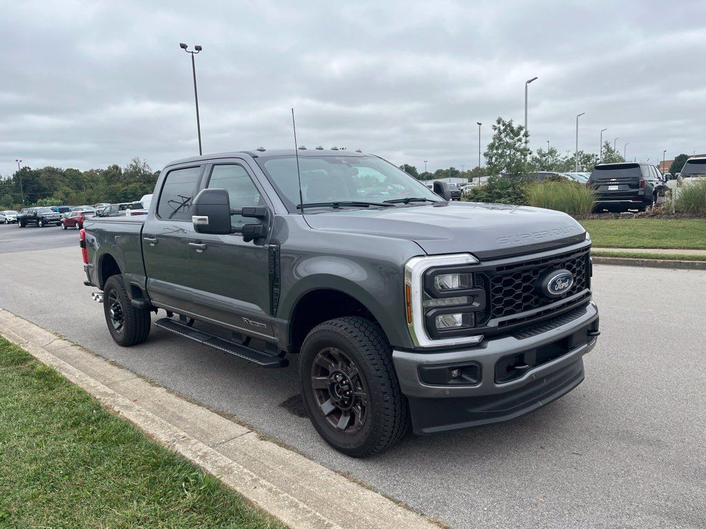 Used 2024 Ford F250 Lariat w/ Lariat Ultimate Package AWD/4WD image 2