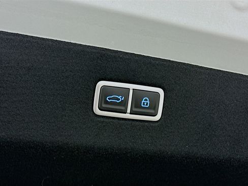 Used 2024 Hyundai Ioniq 6 SEL image 31