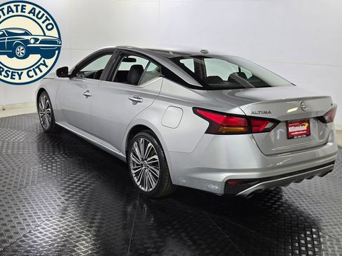 Used 2023 Nissan Altima 2.5 SL FWD image 5
