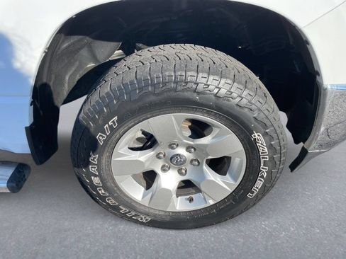 Used 2023 RAM 1500 Big Horn AWD/4WD image 12