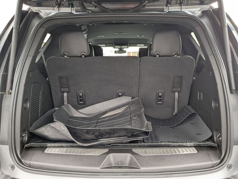 Used 2021 Chevrolet Tahoe Z71 w/ Rear Media and Nav Package image 32