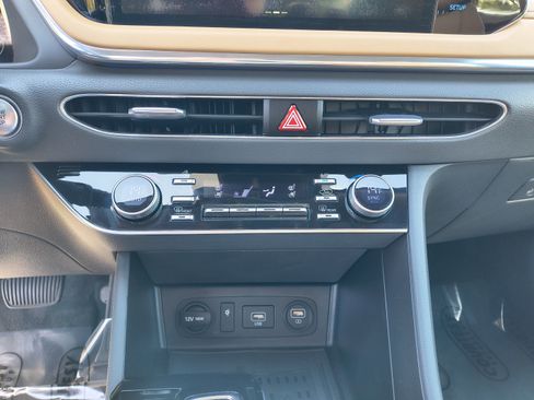 Used 2020 Hyundai Sonata Limited w/ Cargo Package FWD image 25