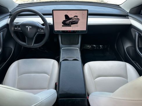 Used 2023 Tesla Model 3 Standard Range RWD image 11