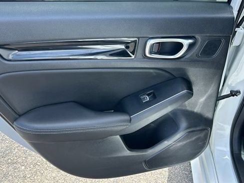 Used 2024 Honda Civic Touring image 14