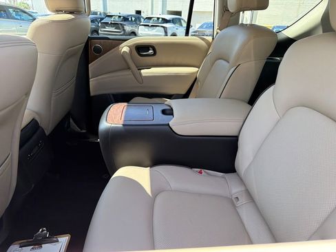 Used 2024 Nissan Armada SL w/ Captain's Chairs Package image 35