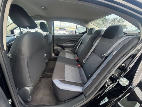 Used 2025 Nissan Versa SV FWD image 25