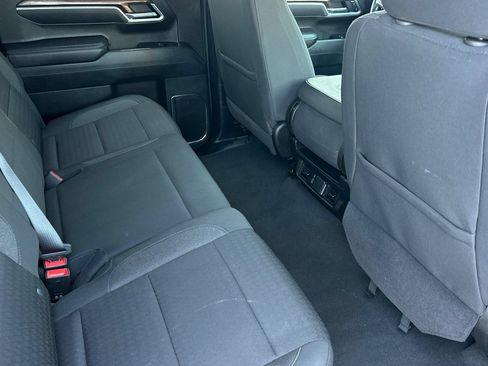 Used 2025 Chevrolet Silverado 1500 LT RWD image 18