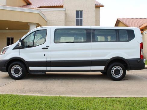 Used 2020 Ford Transit 350 XL RWD image 11
