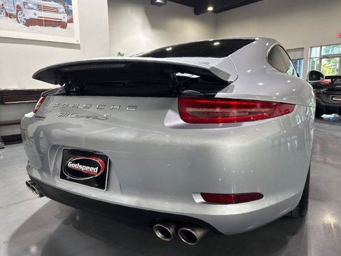 Used 2014 Porsche 911 Carrera S RWD image 39