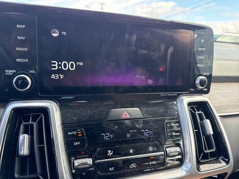 Certified 2021 Kia Sorento SX Prestige image 7